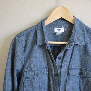 Chambray Long Sleeve Button Down Shirt